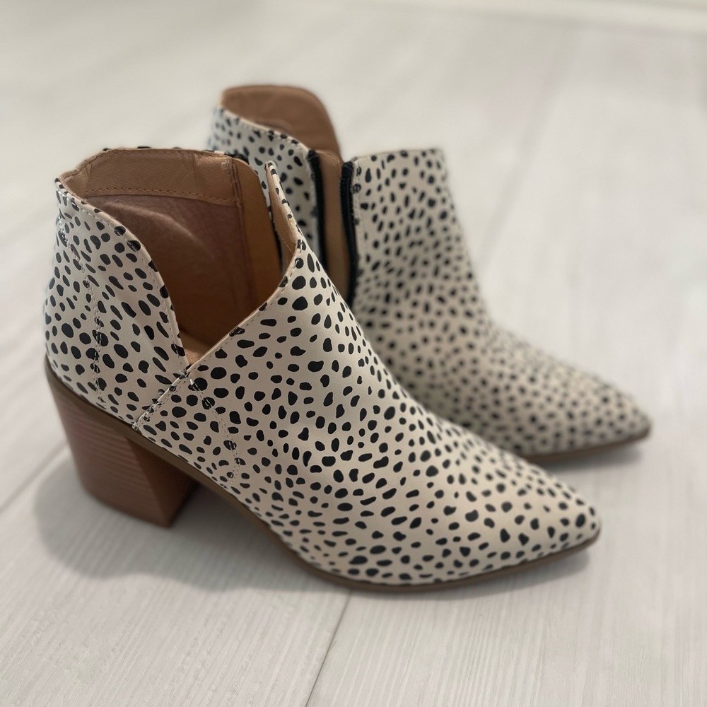 Serra leopard print ankle booties chunky heels